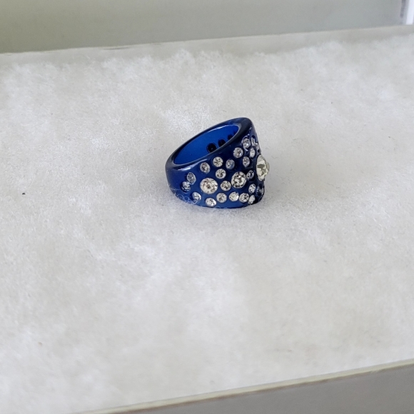 Blue Ring - Picture 4 of 4